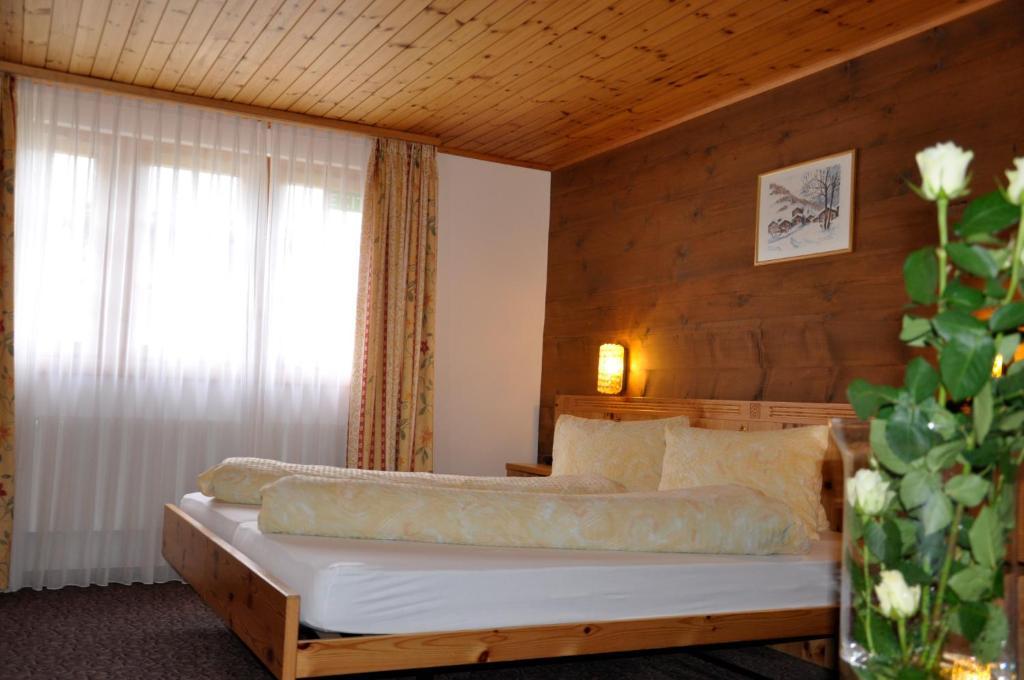Hotel Tenne Reckingen Pokoj fotografie